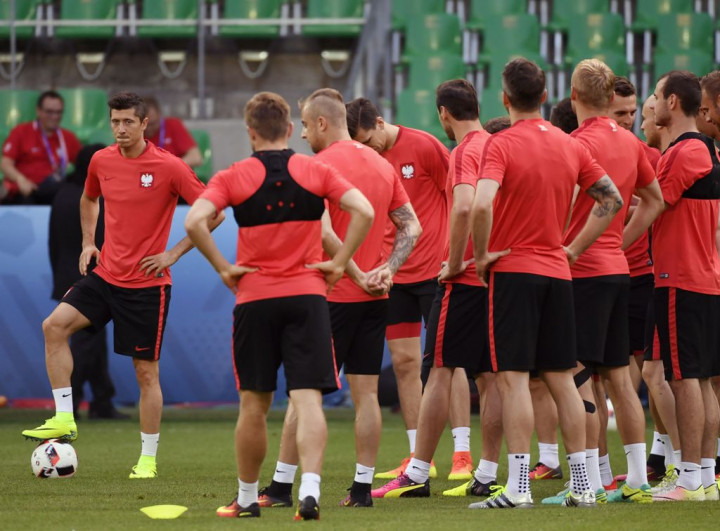 Fakta Menarik Jelang Swiss - Polandia