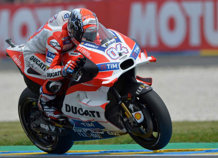 Marquez Terjatuh, Dovizioso Rebut <i>Pole Position</i>