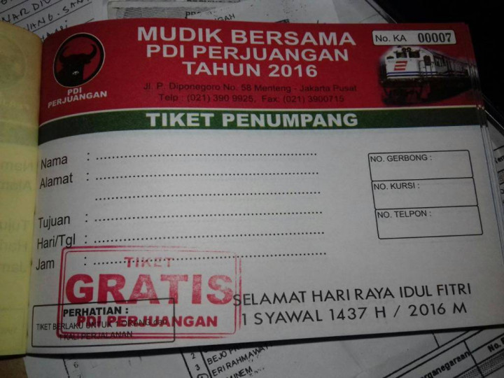 PDI P Pelopori Mudik dengan Kereta Api