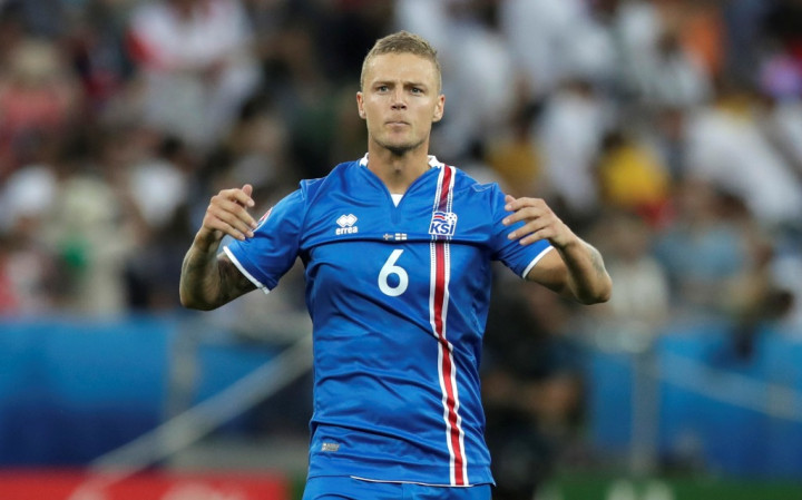 Unggul Tipis, Islandia Kejutkan Inggris