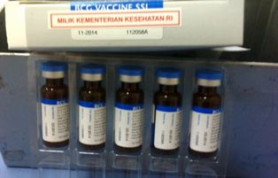 Vaksin Palsu Ditemukan Berlabel Resmi Kemenkes