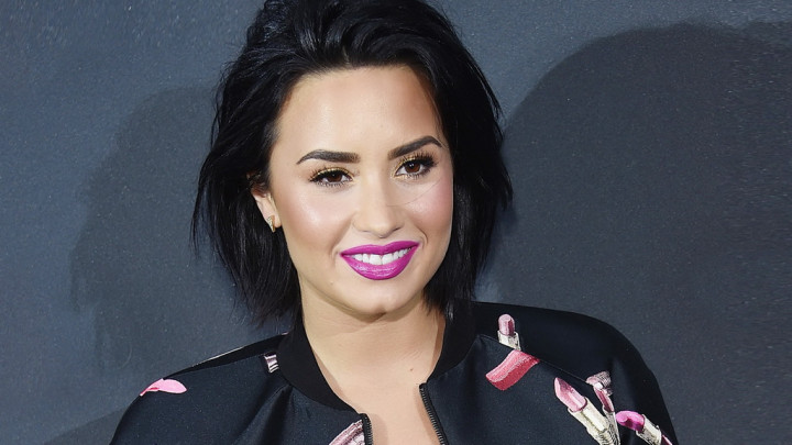 Cerita Demi Lovato Lepas dari Kecanduan Alkohol dan Obat-obatan