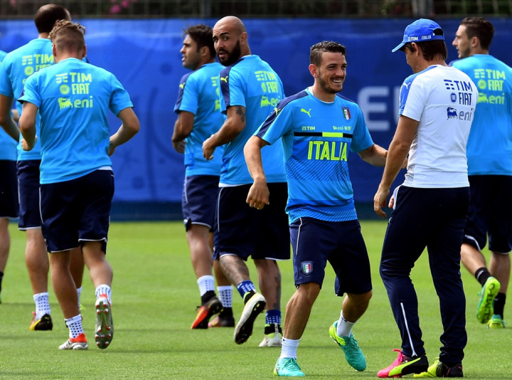 Italia Dihantui Hukuman Akumulasi Kartu Kuning