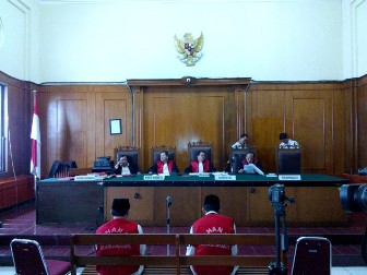 Pembunuh Salim Kancil Divonis 20 Tahun Penjara, JPU Ajukan Banding