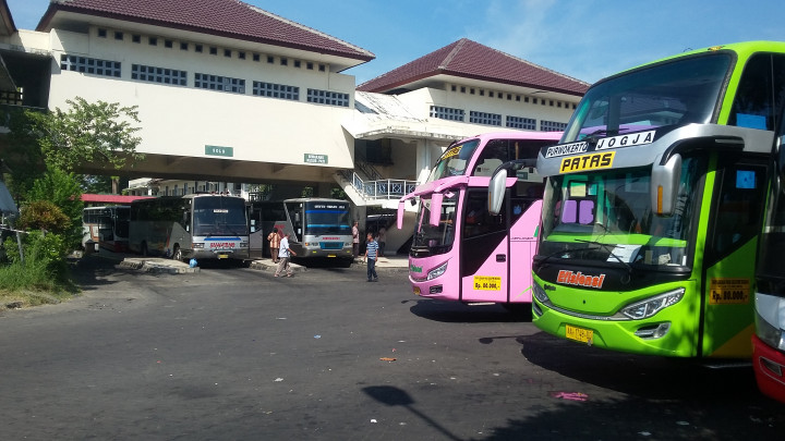 Jumlah Pemudik di Terminal Giwangan Yogya Turun