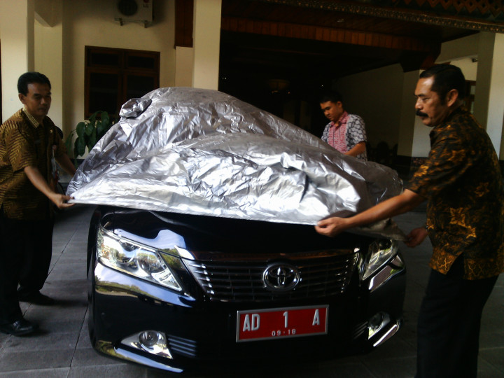 Wali Kota dan PNS Kota Solo Kandangkan Mobil Dinas