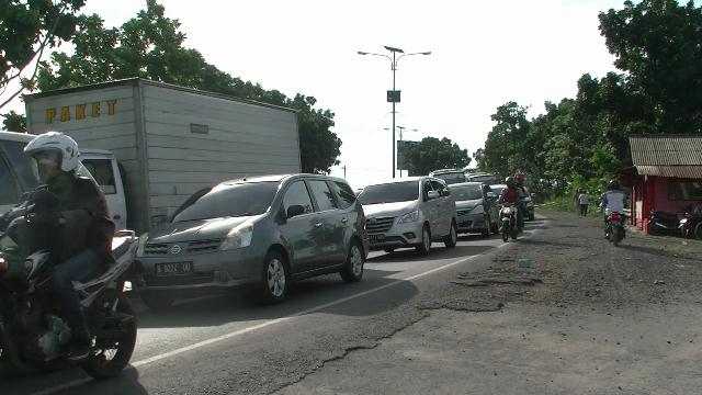 Kemacetan di Pantura Pemalang Capai 10 Kilometer