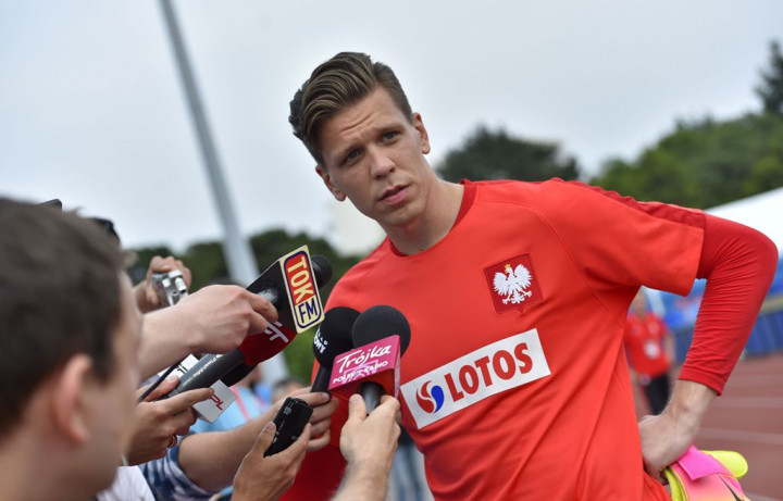 Szczesny Tak Ingin Wenger Menjadi Pelatih Inggris