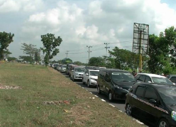 Kemacetan di Pantura Pemalang Capai 30 KM