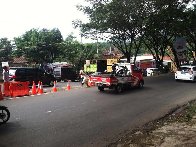 Sistem Buka Tutup Jalan Mulai Diberlakukan di Nagreg