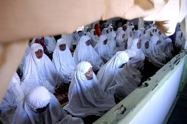 Hari Ini Jemaah Tarekat Naqsabandiyah Rayakan Idul Fitri 1437 H