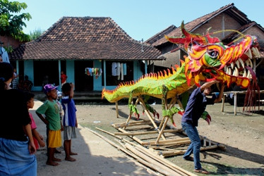Warga Jepara Siapkan Replika Naga untuk Sambut Lebaran
