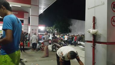 Antrean Panjang di SPBU Brebes Diwarnai Kericuhan