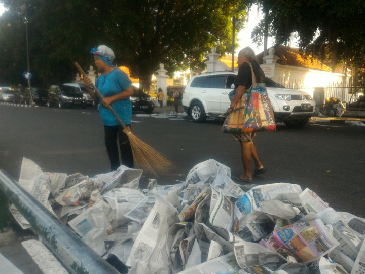 Pungut Sampah, Dulang Berkah