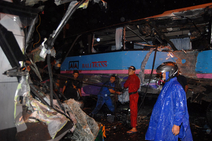 Kecelakaan Bus di Sidoarjo