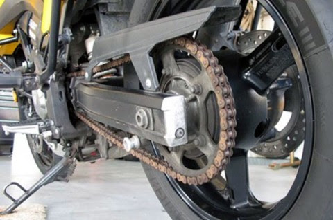 Effective Ways to Maintain Your Motorcycle Chain
