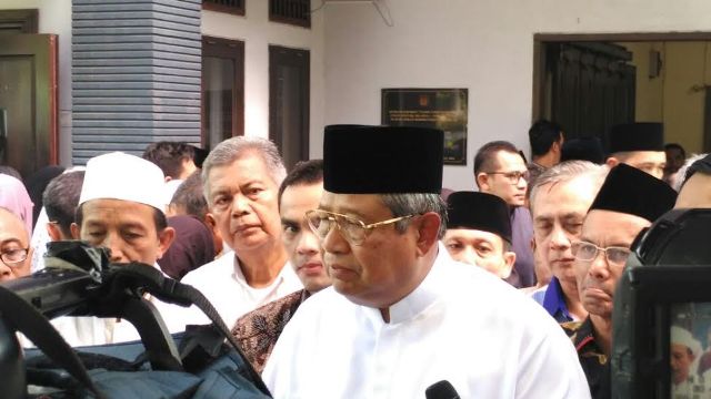 Sosok Husni Kamil Manik di Mata SBY