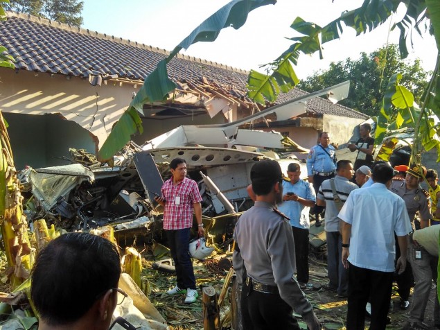 One Civilian Dies in Military Helicopter Crash