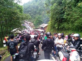 Libur Lebaran, Ribuan Pengendara Roda Dua di Garut Terjebak Macet