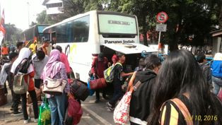 66 Ribu Pemudik Kembali Tiba di Terminal Kampung Rambutan
