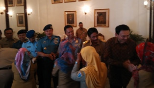 Momentum Silaturahmi Pejabat yang Dipecat Ahok