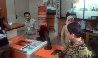 Menteri Yuddy Temukan Warga Kesulitan Urus KJP di Pemkot Jakpus
