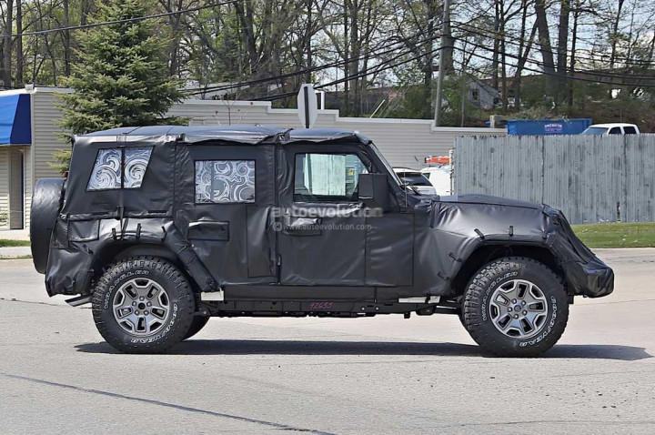 Wrangler Generasi Terbaru akan Lebih Irit BBM