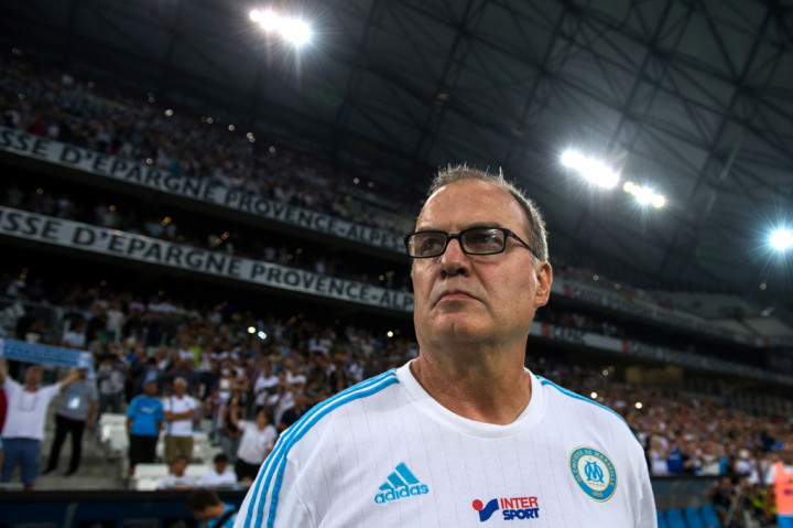 Bielsa Mengkhianati Kontrak, Lazio Mengadu ke FIFA