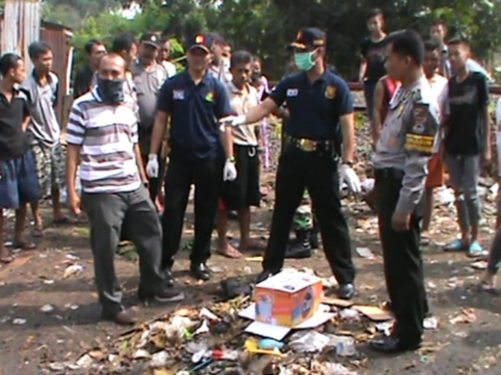 Petugas Kebersihan Temukan Bayi di Tumpukan Sampah
