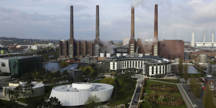 181 kg Bom Ditemukan di Pabrik VW