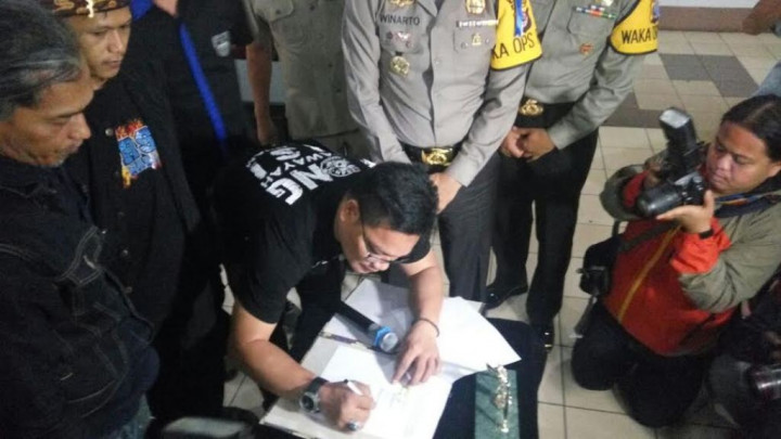Rombongan Wartawan Jakarta Kena Sweeping Oknum Bobotoh