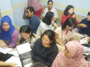 Orangtua Korban Vaksin Palsu Tuntut Jaminan Kesehatan ke RS