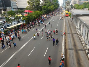 Kawasan CFD Ramai Usai Libur Lebaran