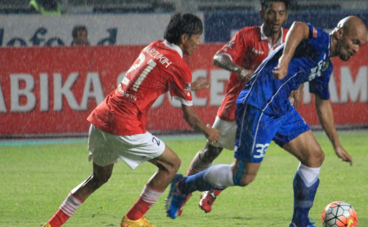 Djanur Soroti Penyelesaian Akhir Persib