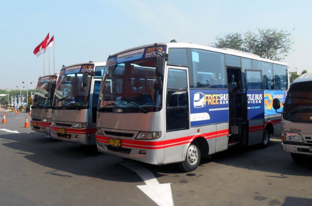 Manfaatkan Transportasi Umum ke GIIAS 2016