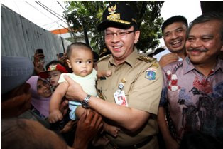 Ahok Imbau Warga Vaksin Ulang Bayi Mereka di RSUD