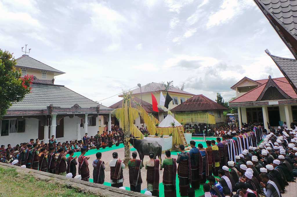 Permalim Gelar Tradisi Sipaha Lima