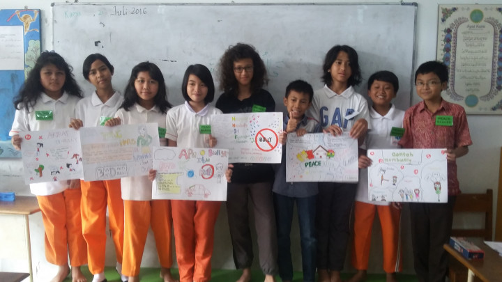 Siswa SD di Yogya Kampanyekan Setop Perundungan