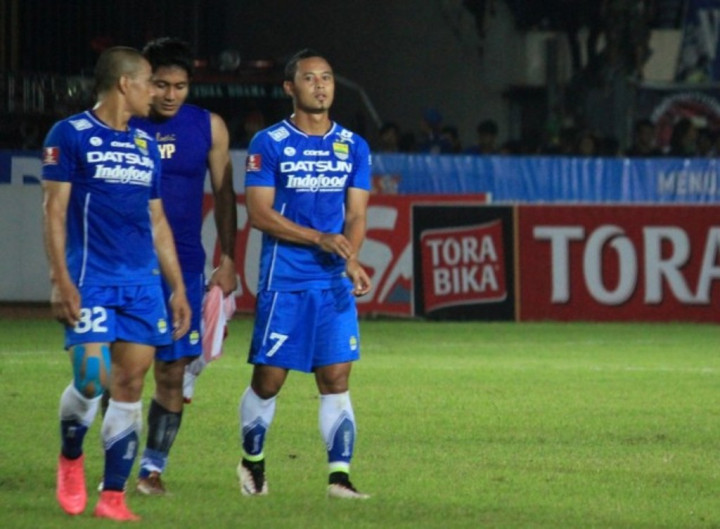 Ilustrasi Gol: Persib Hapus Kutukan di Stadion Mandala