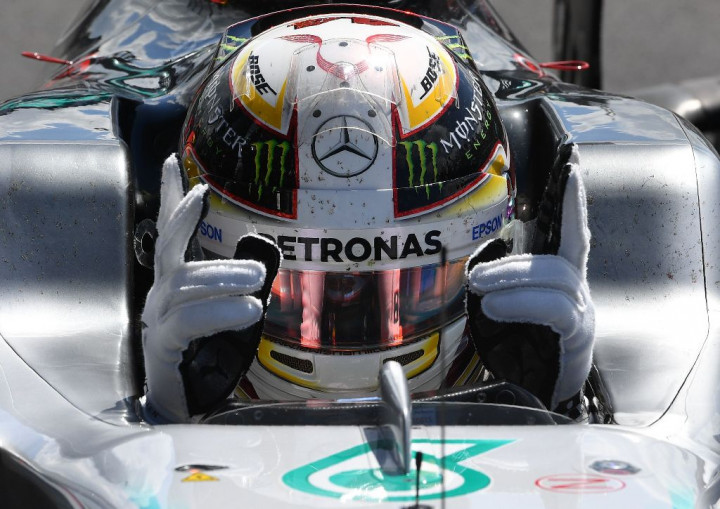 Tim Mercedes Dominasi FP1 GP Hungaria