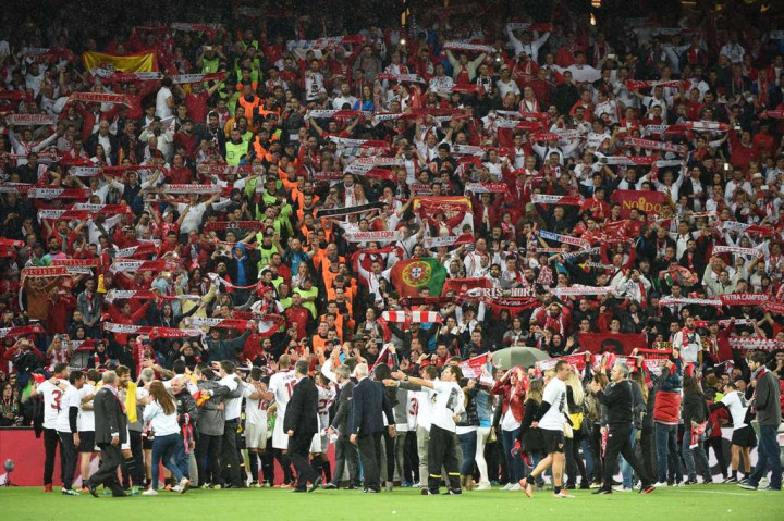 Suporter Berulah di Final Liga Europa, Liverpool & Sevilla Didenda