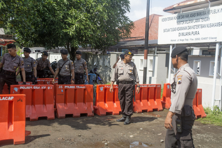 Keluarga dan Pengacara Terpidana Mati Datangi Nusakambangan