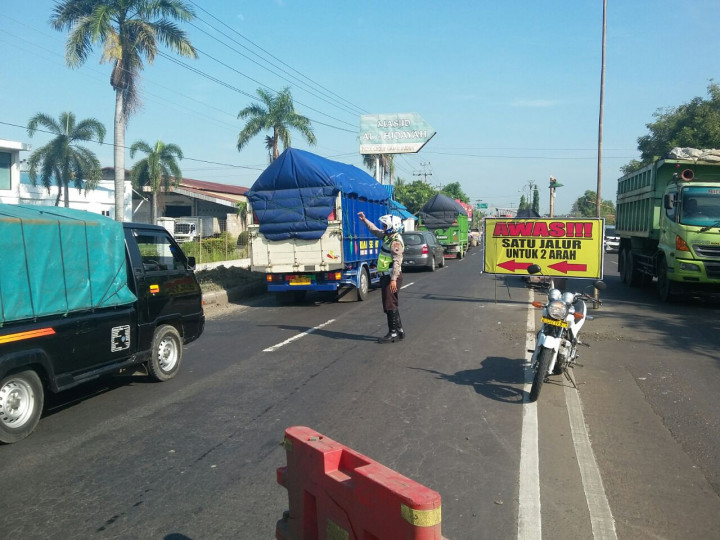 Jembatan Sipait di Pantura Pekalongan Kembali Ditutup