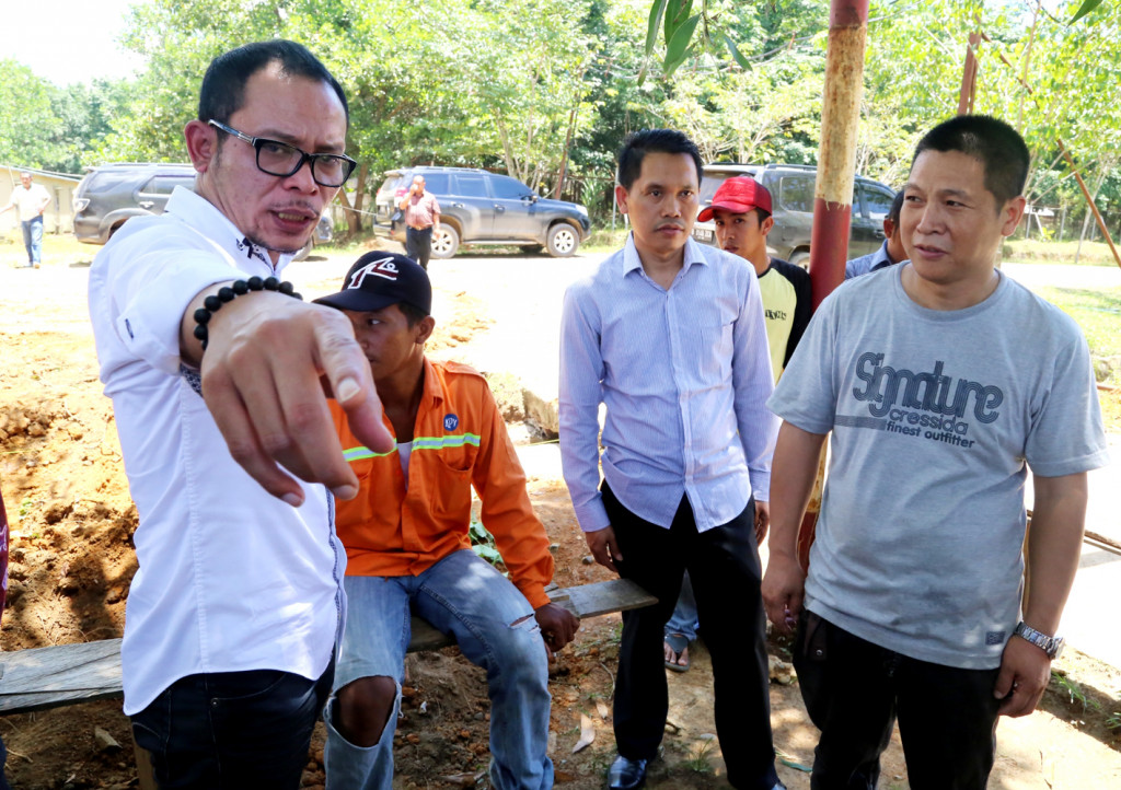 Menteri Hanif usai bertemu Tenaga Kerja Asal Tiongkok. ANT/Humas Kemenaker. 