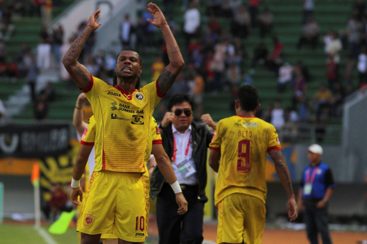 Ilustrasi Gol: Sriwijaya Bekap Perseru Serui