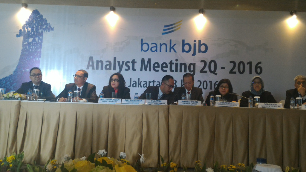 PT Bank Pembangunan Daerah Jawa Barat dan Banten dalam paparan Kinerja  di Hotel Ritz Carlton SCBD, Jakarta, Kamis (28/7/2016). MTVN/Eko Nordiansyah.