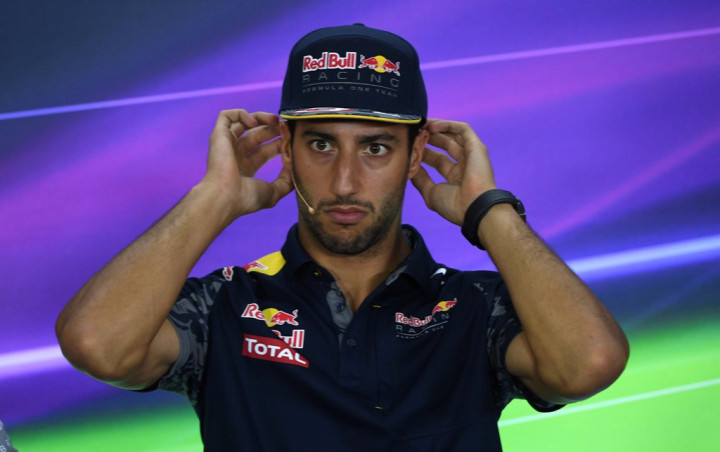 Ricciardo Tak Tertarik Pindah ke Ferrari