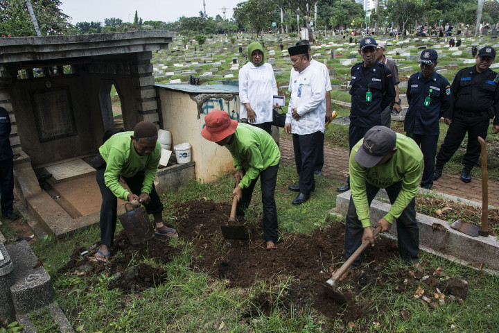 48 Pengawas TPU Diduga Terlibat Kasus Makam Fiktif