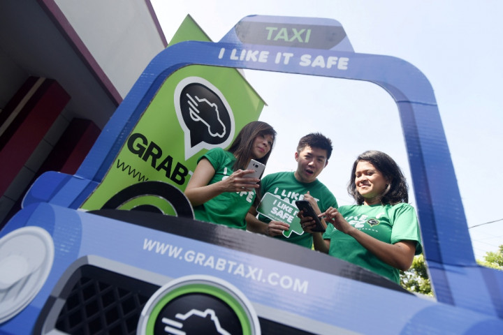Menhub Bakal Panggil Uber dan Grab Bahas Uji KIR