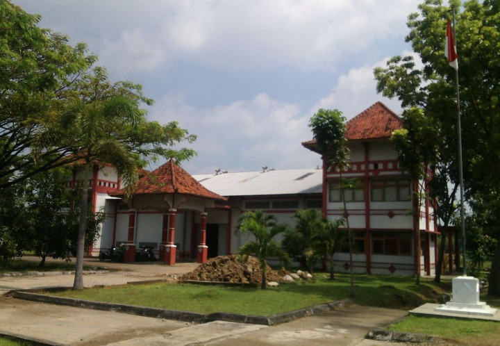 Pasiad Bersalin Rupa Jadi Amity College Agar Bisa Diterima di Indonesia